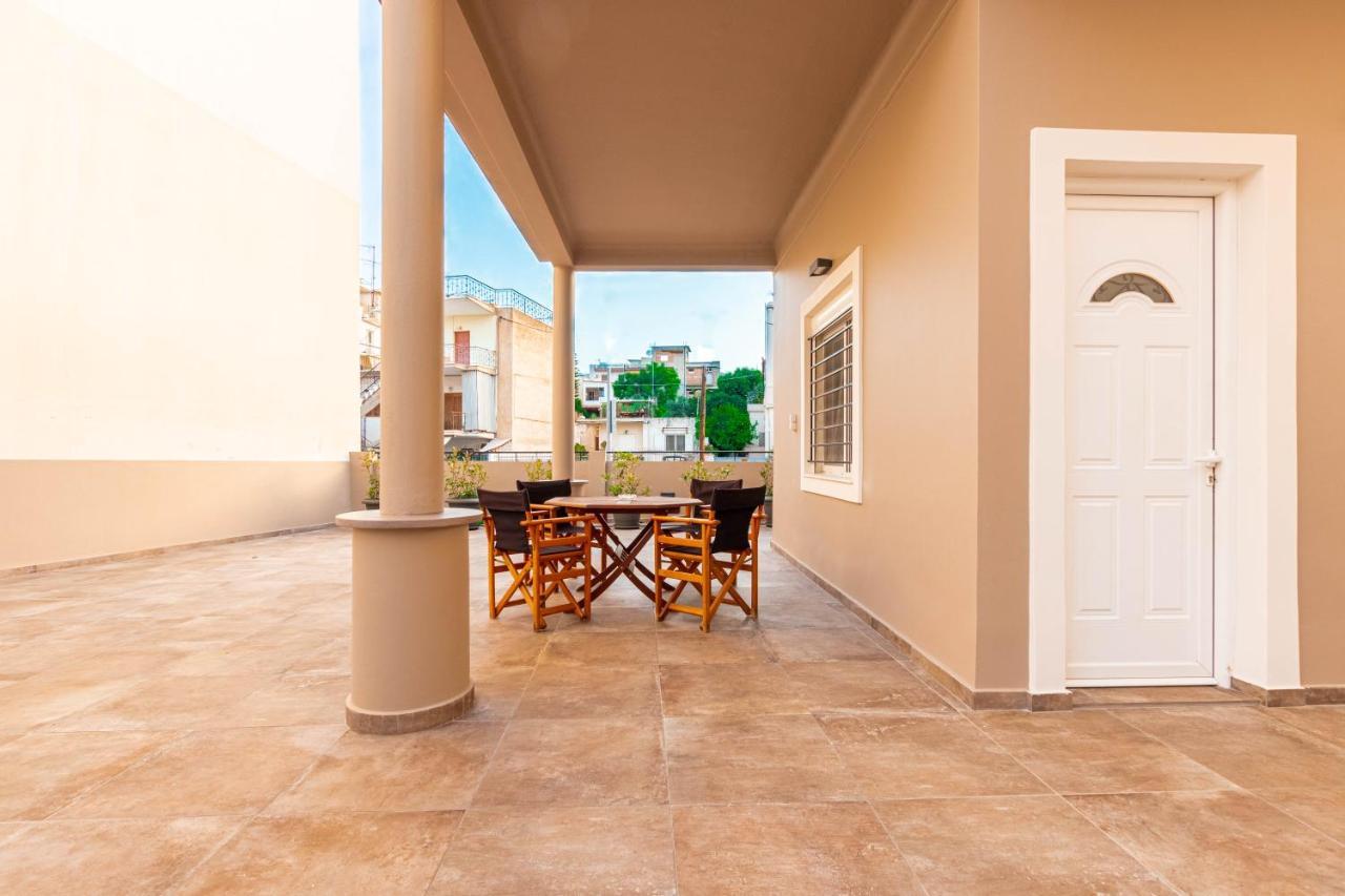 Shining Star, A Kalamatastay Property Esterno foto
